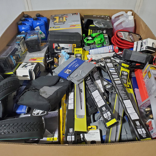 300 units of Automotive - MSRP $6,471 - Returns (Lot # 969711)