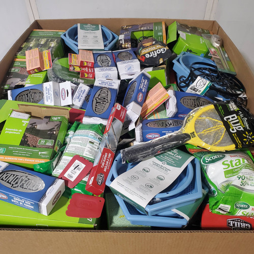 370 units of Garden & Accessories - MSRP $4,322 - Returns (Lot # 975817)