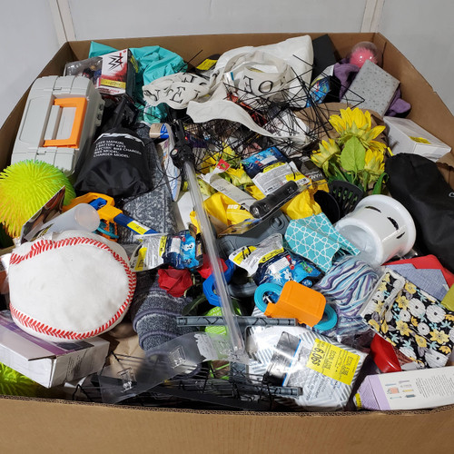 208 units of Unmanifested GM - MSRP $2,080 - Returns (Lot # 985617)