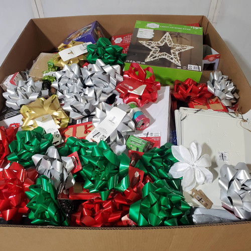 614 units of Christmas - MSRP $3,818 - Returns (Lot # 985707)