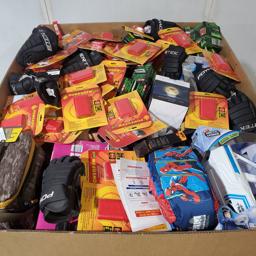 236 units of Sporting Goods - MSRP $6,981 - Returns (Lot # 986602)