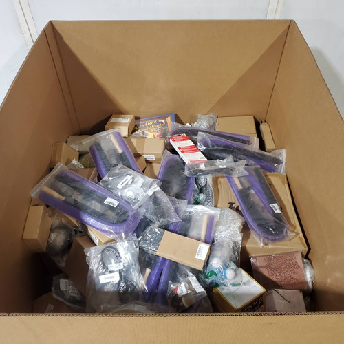 300 units of Unmanifested GM - MSRP $3,000 - Returns (Lot # 975322)