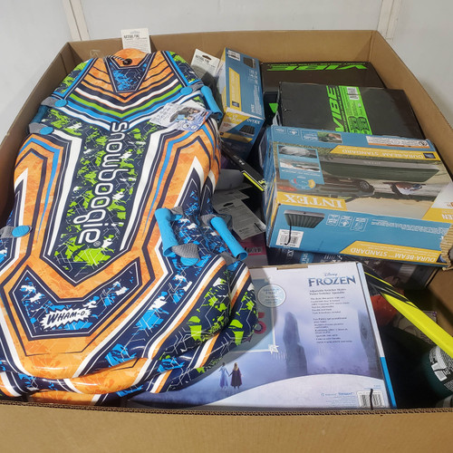 228 units of Sporting Goods - MSRP $8,719 - Returns (Lot # 988121)