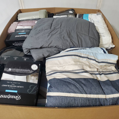 58 units of Bedding - MSRP $2,295 - Returns (Lot # 988307)