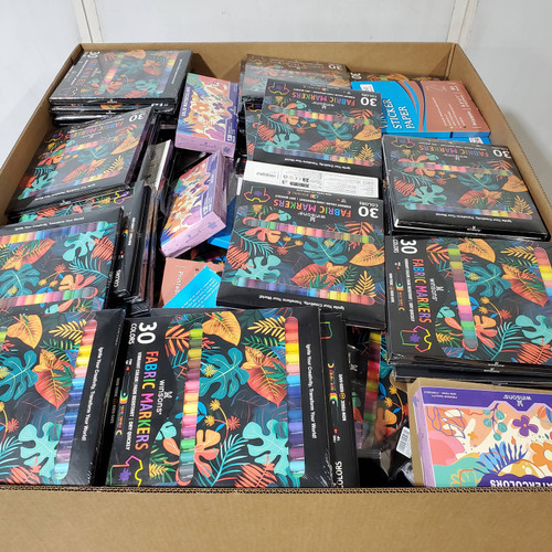 511 units of Office & School Supplies - MSRP $10,433 - Returns (Lot # 105-897209)