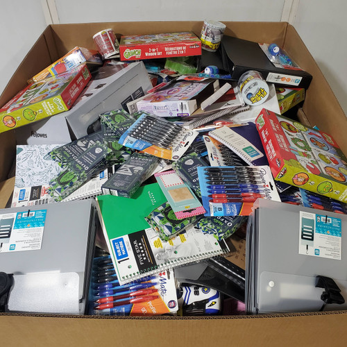 551 units of Office & School Supplies - MSRP $4,605 - Returns (Lot # 996213)