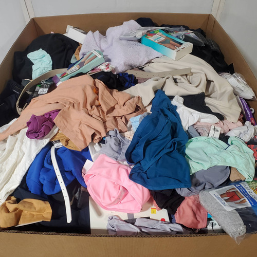 763 units of Unmanifested Clothing & Accessories - MSRP $7,630 - Returns (Lot # 988602)