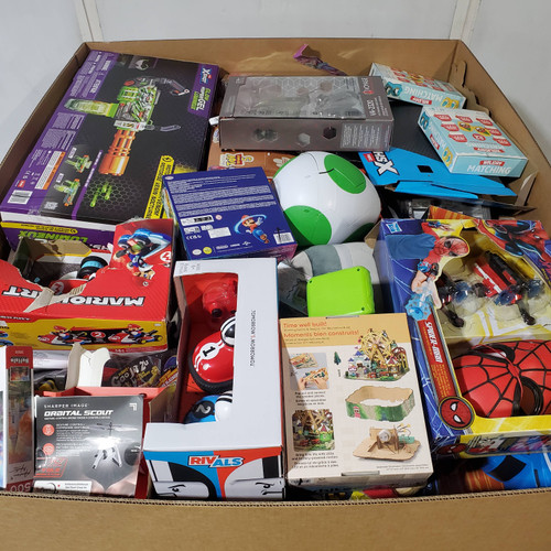 570 units of Toys - MSRP $5,166 - Returns (Lot # 999210)
