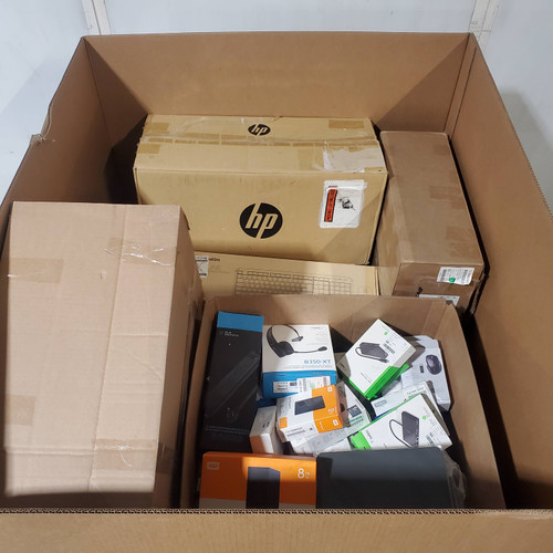 141 units of Data Storage & More Computer Accessories - MSRP $25,282 - Returns (Lot # 987904)