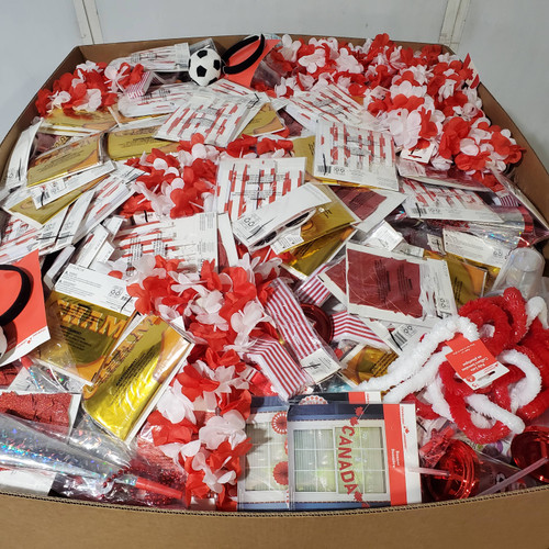 831 units of Holidays & Party - MSRP $5,680 - Returns (Lot # 1014306)