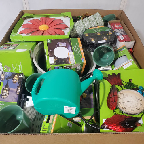 108 units of Garden & Accessories - MSRP $2,127 - Returns (Lot # 1018805)