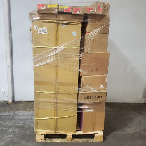 28 units of Home Fixtures - MSRP $6,968 - Like New (Lot # 1016504)