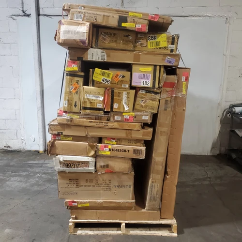 28 units of Home Furniture - MSRP $7,921 - Like New (Lot # 1012016)