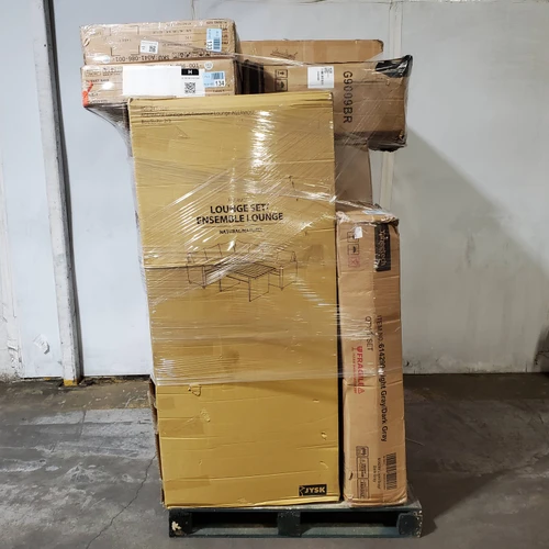 8 units of Patio Furniture - MSRP $2,345 - Returns (Lot # 1022414)
