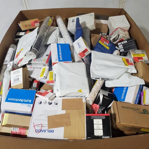 320 units of Home Fixtures - MSRP $34,721 - Like New (Lot # 1022208)