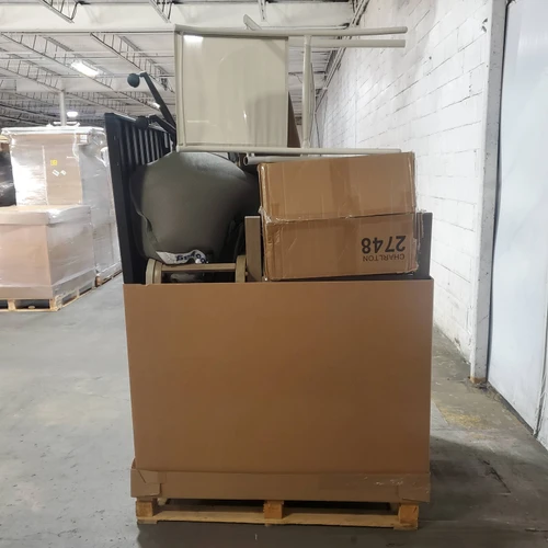 10 units of Unmanifested Furniture - MSRP $1,000 - Returns (Lot # 1027316)
