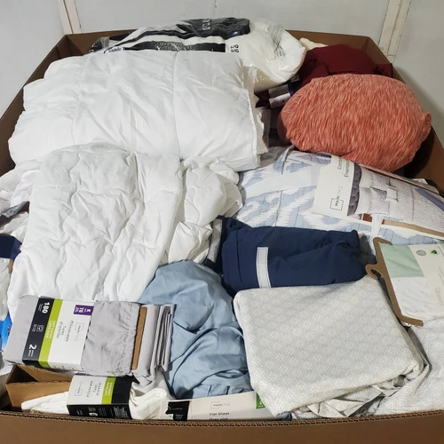 62 units of Bedding - MSRP $2,165 - Returns (Lot # 1027504)