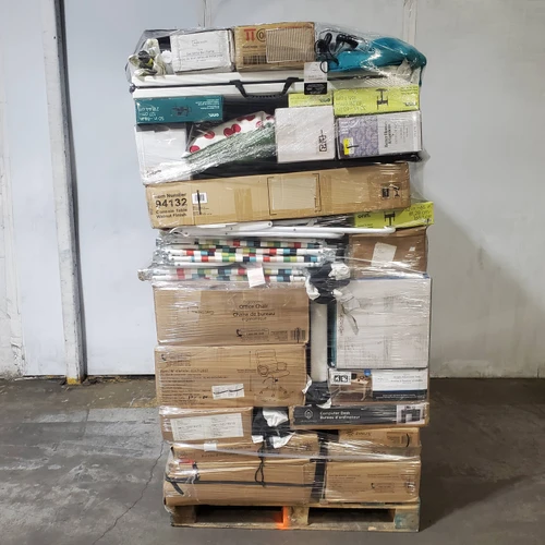 51 units of Home Furniture - MSRP $3,900 - Returns (Lot # 1028906)