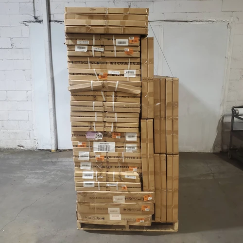26 units of Mirrors - MSRP $6,938 - Like New (Lot # 1027908)