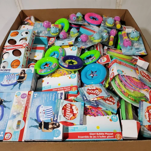 460 units of Sporting Goods - MSRP $4,724 - Returns (Lot # 1030601)