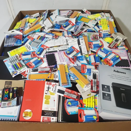 616 units of Office & School Supplies - MSRP $5,396 - Returns (Lot # 1032109)