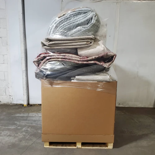 43 units of Rugs - MSRP $9,007 - Returns (Lot # 1029902)