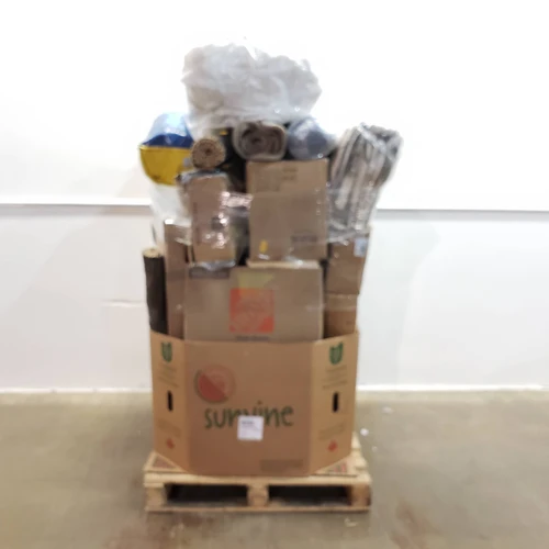 31 units of Rugs - MSRP $7,818 - Returns (Lot # 103-1034001)