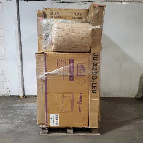 12 units of Patio Furniture - MSRP $4,531 - Like New (Lot # 1031416)