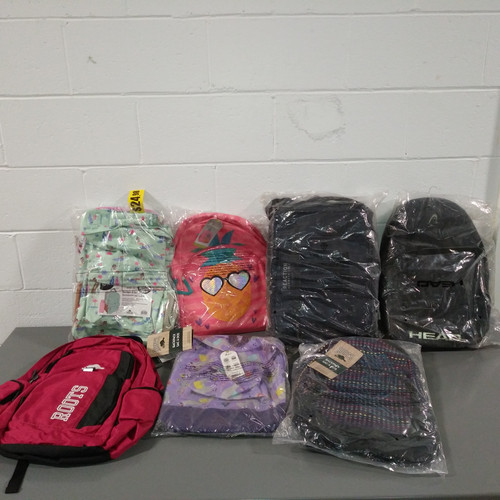 68 Units of Backpacks & Lunch bags - MSRP 2301$ - Brand New (Lot # 546313)