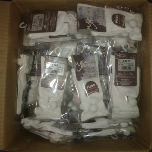 48 Units of White Socks Kids Ribbed Pom Pom Size 1 (20-22) - MSRP 432$ - Brand New (Lot # CP5439241)