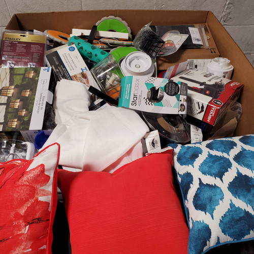 205 units of Home Products MSRP 2,868 Returns (Lot 686918