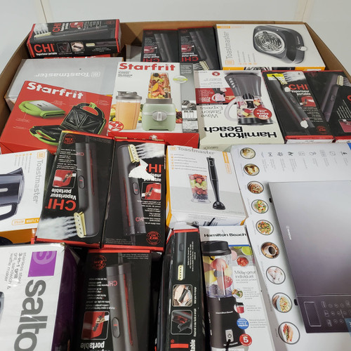 28 Units of Major Appliances - MSRP $40,145 - Returns (Lot # 680401) - Restock  Canada