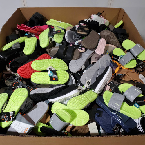 404 units of Shoes (pair) - MSRP $9,391 - Returns (Lot # 934917