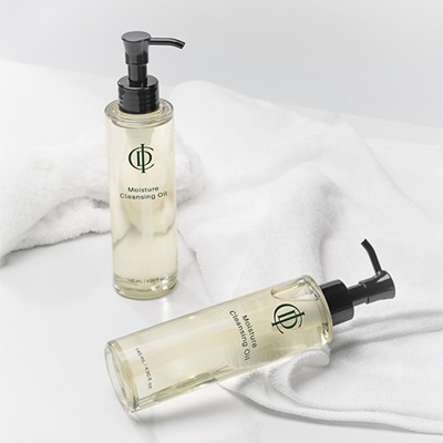 Incellderm ICD Moisture Cleansing Oil lifestyle on a bathroom counter