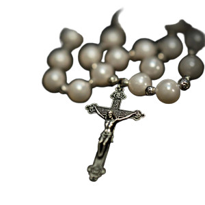 Rosary Vinyl Car Decal Sticker – Waterproof & UV-Resistant 8" Rosary Vinyl Car Decal Sticker – Waterproof & UV-Resistant 8"