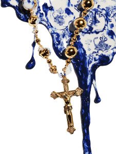 Golden Rosary Drip Vinyl Car Decal Sticker – Waterproof & UV-Resistant 8" Golden Rosary Drip Vinyl Car Decal Sticker – Waterproof & UV-Resistant 8"