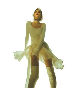 Fashion Model Pose V9 Vinyl Car Decal Sticker – Waterproof & UV-Resistant 8"