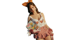 Stylish Yian Kut-Ku Fan Vinyl Car Decal Sticker – Waterproof & UV-Resistant 8"