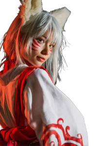 狐耳の巫女 Vinyl Car Decal Sticker – Waterproof & UV-Resistant 8"