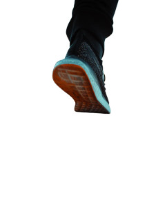 Running Shoes Focus Vinyl Car Decal Sticker – Waterproof & UV-Resistant 8"