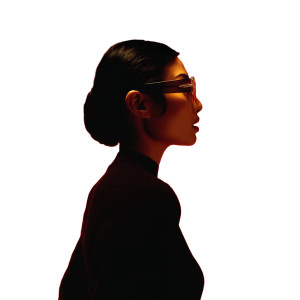 Asian Woman Profile Vinyl Car Decal Sticker – Waterproof & UV-Resistant 8"