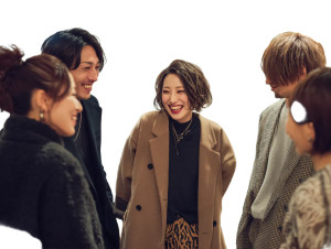 Stylish Hair Stylists Vinyl Car Decal Sticker – Waterproof & UV-Resistant 8"