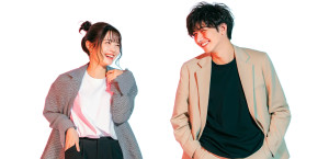 Smiling Japanese Couple Vinyl Car Decal Sticker – Waterproof & UV-Resistant 8"