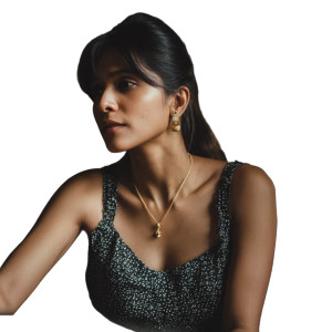 Stylish Indian Woman Vinyl Car Decal Sticker – Waterproof & UV-Resistant 8"