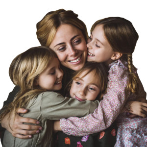 Happy Family Hug V2 Vinyl Car Decal Sticker – Waterproof & UV-Resistant 8" Happy Family Hug V2 Vinyl Car Decal Sticker – Waterproof & UV-Resistant 8"