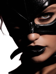 Catwoman Portrait Vinyl Car Decal Sticker – Waterproof & UV-Resistant 8" Catwoman Portrait Vinyl Car Decal Sticker – Waterproof & UV-Resistant 8"