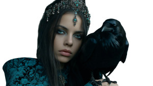 Gothic Woman Raven Vinyl Car Decal Sticker – Waterproof & UV-Resistant 8"