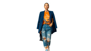 Stylish Urban Woman V2 Vinyl Car Decal Sticker – Waterproof & UV-Resistant 8"