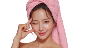 Korean Woman Winking Vinyl Car Decal Sticker – Waterproof & UV-Resistant 8"