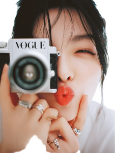 Vogue Photographer Vinyl Car Decal Sticker – Waterproof & UV-Resistant 8"